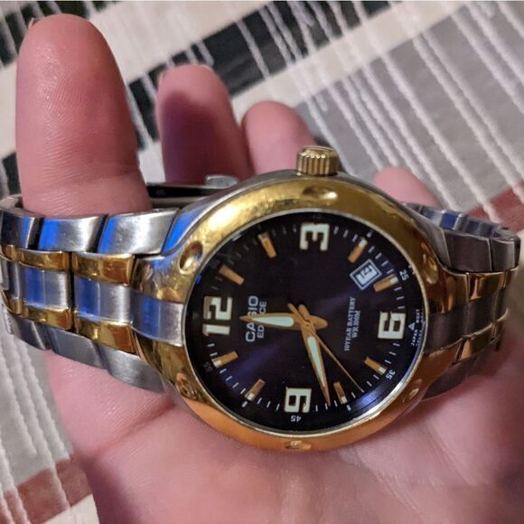 Men's Casio Edifice stainless steel watch - Picture 6 of 8